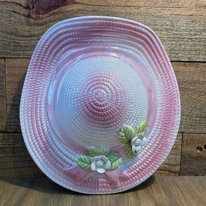 VINTAGE CERAMIC HAT WALL pocket VASE